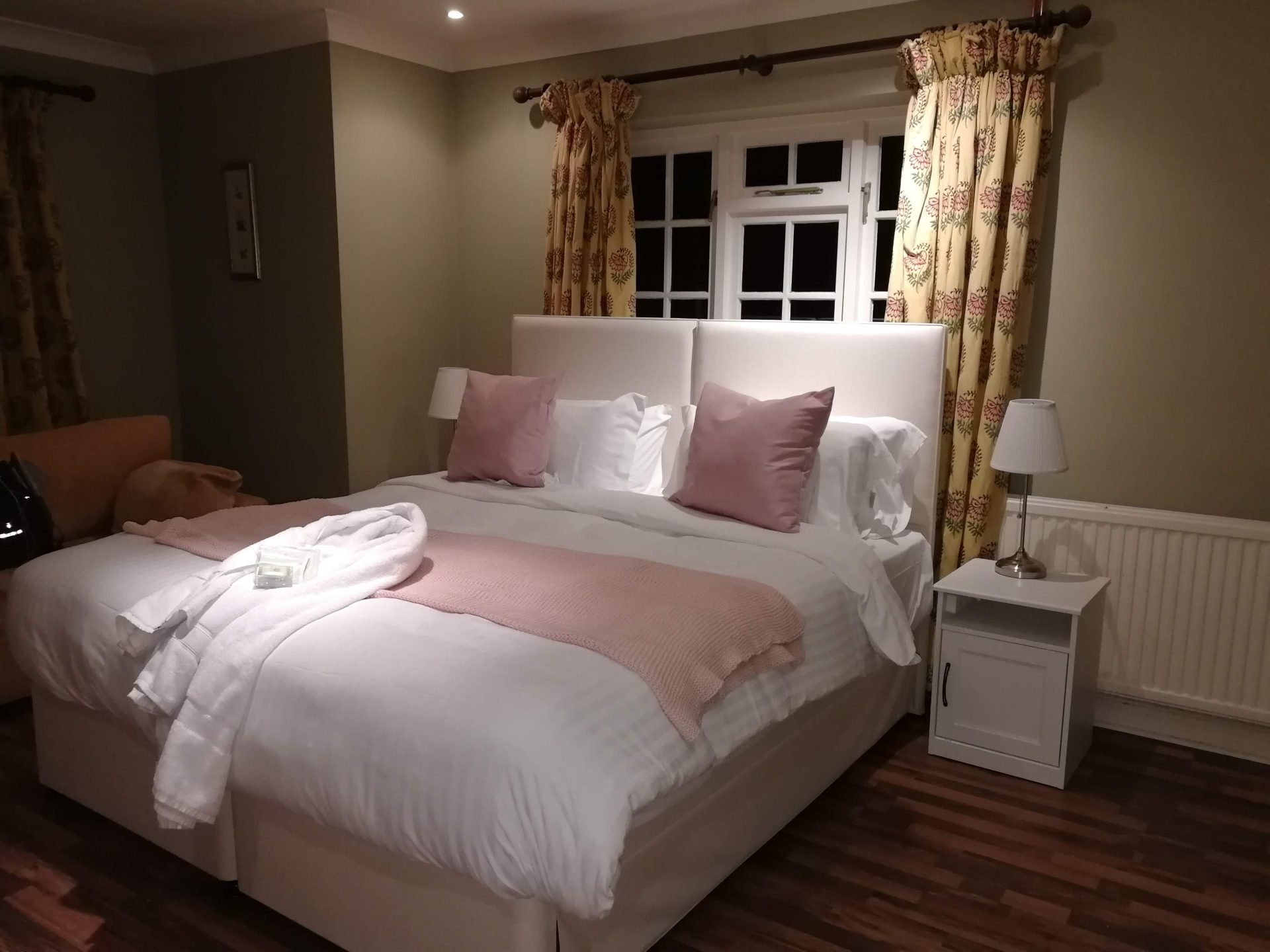 Accessible Garden Room at Abbot's Leigh